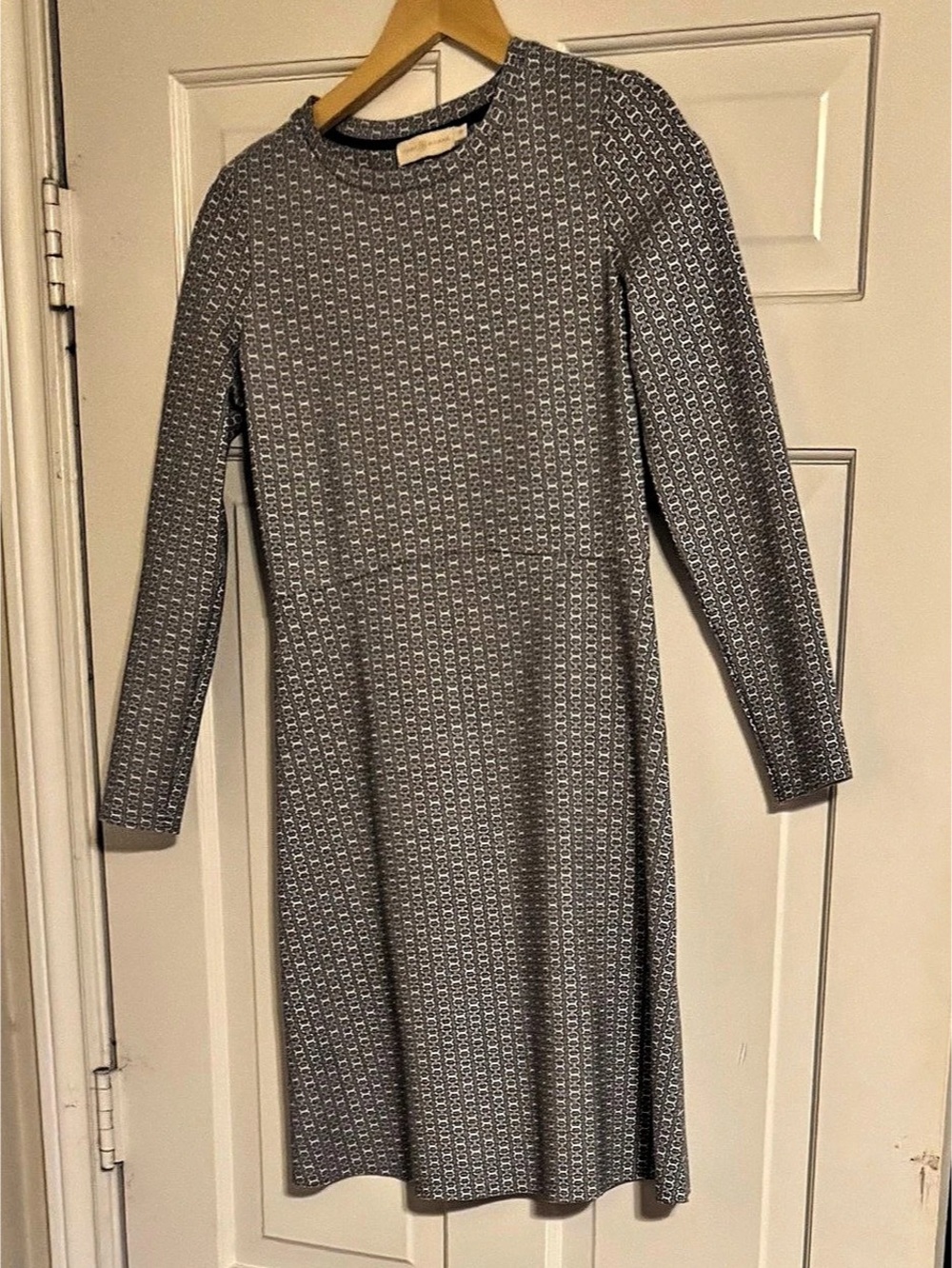 Tory Burch Geometric Midi Dress in Gray & White Size X Like New